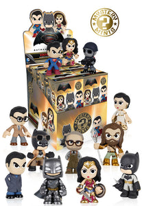 Coming Soon: Batman v Superman !!!!! Funko...